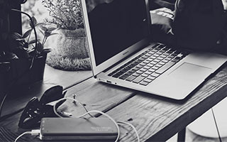 穿越迷雾,探寻自我与世界的交织之路 穿越迷雾,探寻自我与世界的交织之路